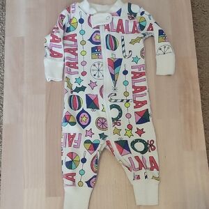 Hanna Andersson Kids Holiday Graphic One-Piece Pajamas in Multi, 0-3 Month